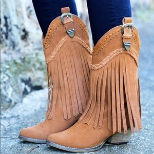 Very Volatile Pasa Cowgirl Boots NEW